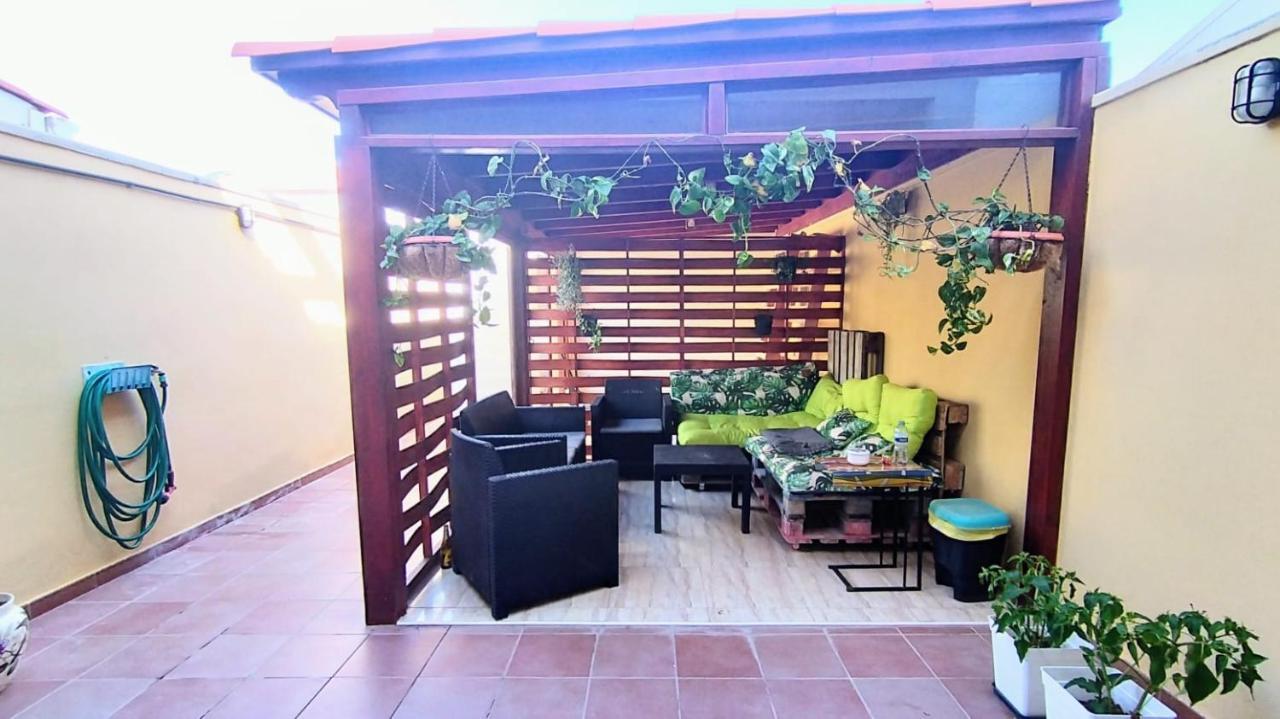 Casa La Sonrisa Shared House Hotell El Médano Eksteriør bilde